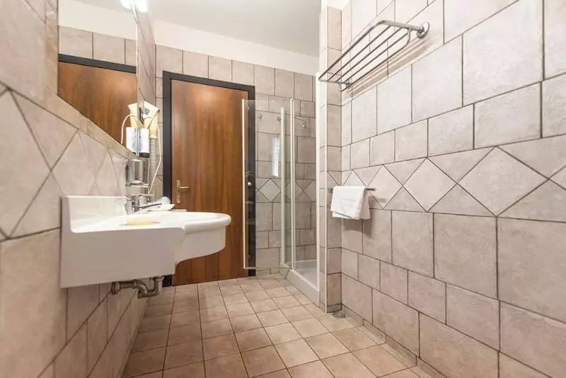 اتاق اکونومی, Yachting Hotel Mistral