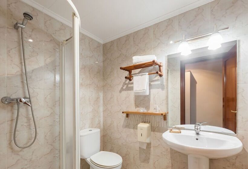 غرفة قياسية فردية, Zumaia Hotela