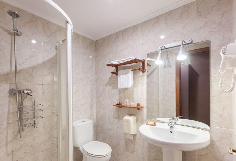 غرفة قياسية فردية, Zumaia Hotela