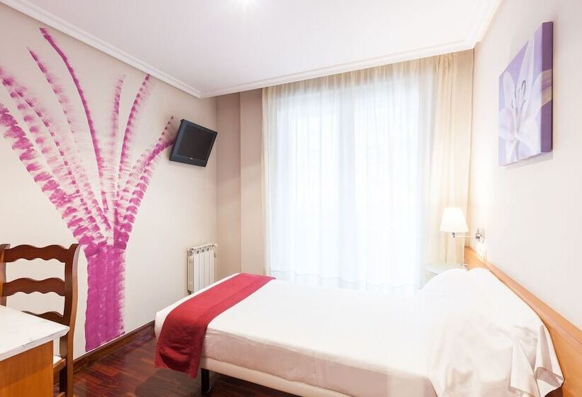 غرفة قياسية فردية, Zumaia Hotela