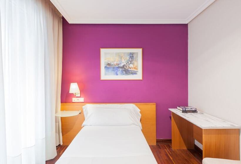 غرفة قياسية فردية, Zumaia Hotela