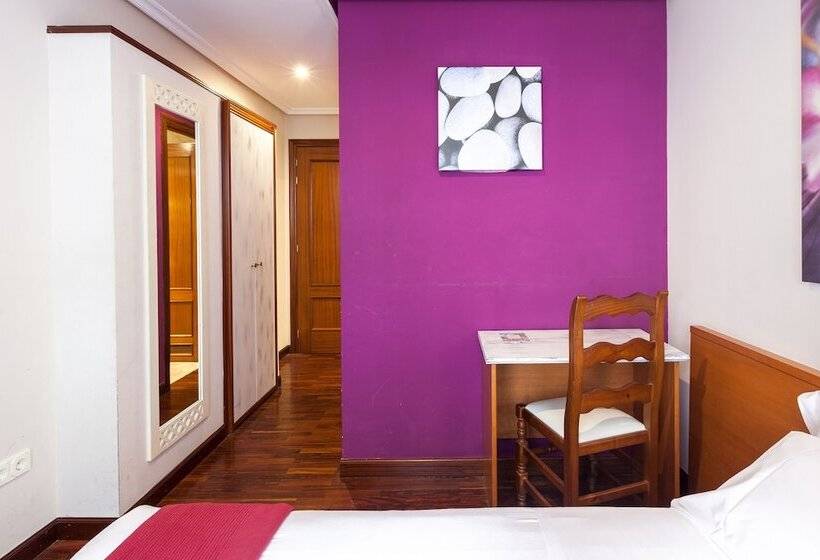 غرفة قياسية فردية, Zumaia Hotela