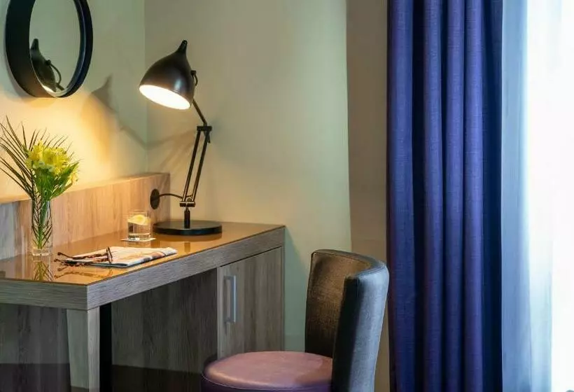 Comfort-huone, Leonardo Hotel Madrid City Center