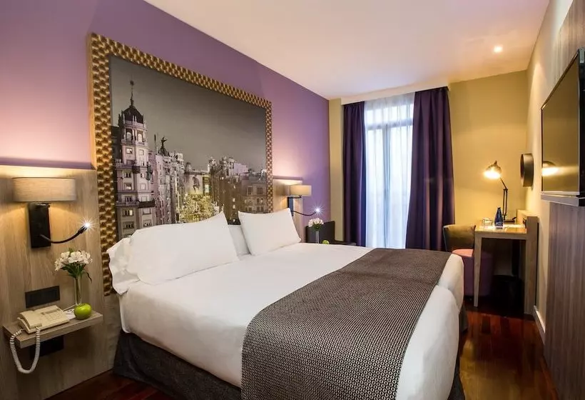Comfort-huone, Leonardo Hotel Madrid City Center