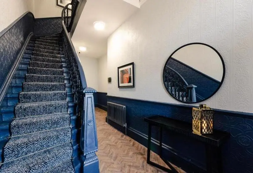 スタンダードルーム, Sweeney Apartments & Rooms