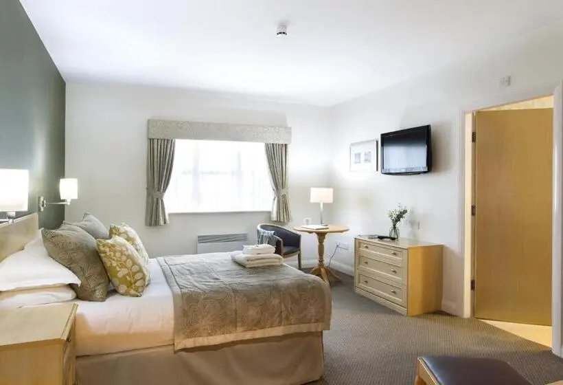 身障者適用スタンダードルーム, Burntwood Court