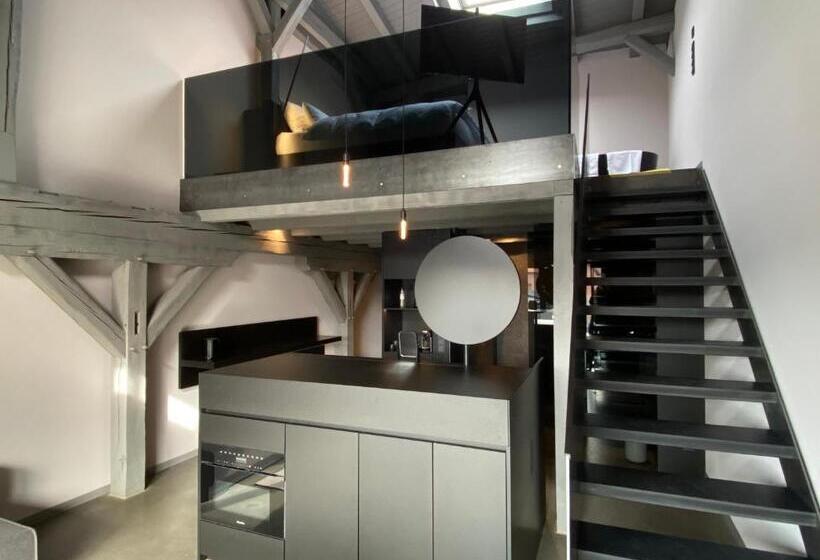 스탠다드 스튜디오, Pölter Bei Markus T