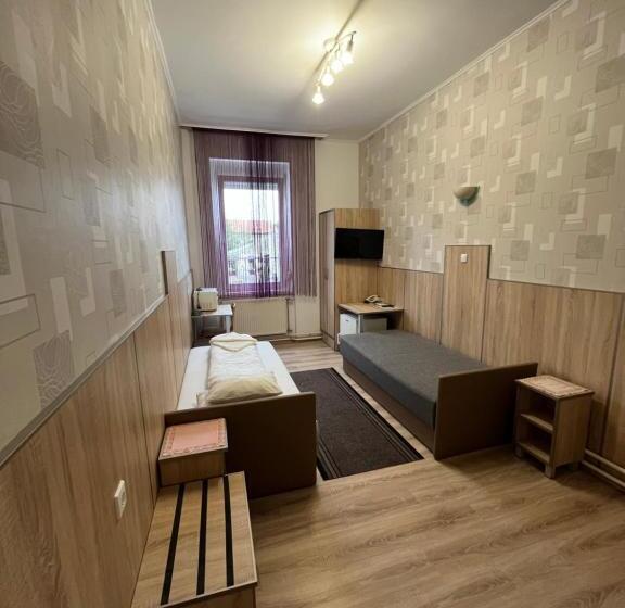 スタンダードルーム, Korona Panzió