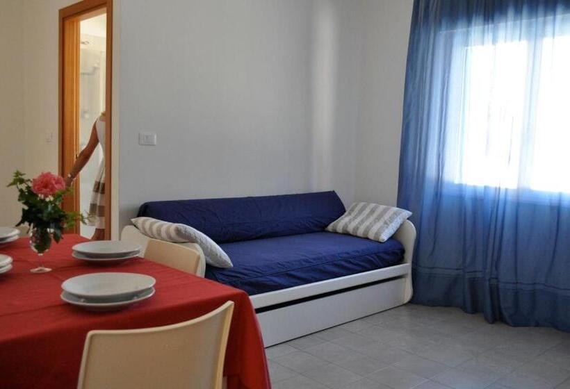 带1个卧室的公寓, Campitur