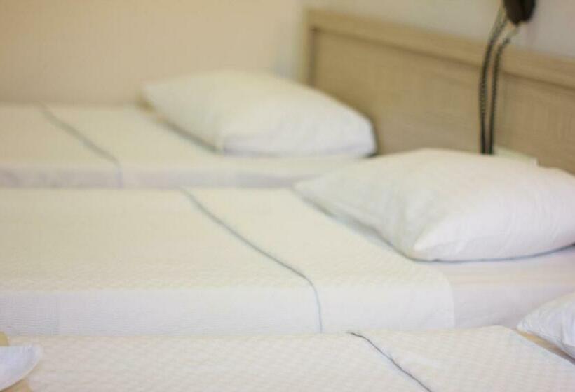 اتاق استاندارد سه نفره, Denizhan Otel