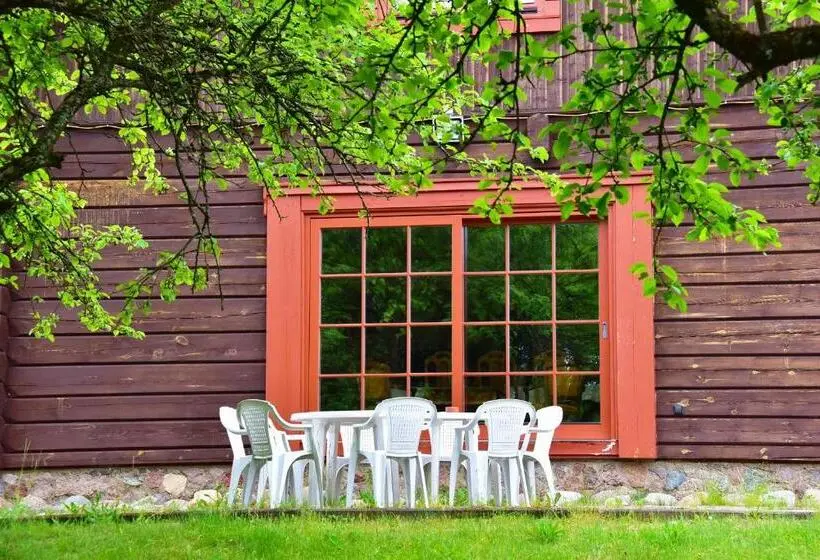 اتاق استاندارد چهارنفره با سرویس بهداشتی مشترک, Sunny Beaver B&b