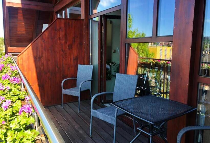 חדר קומפורט לשלושה, Apart Hotel Jablonec