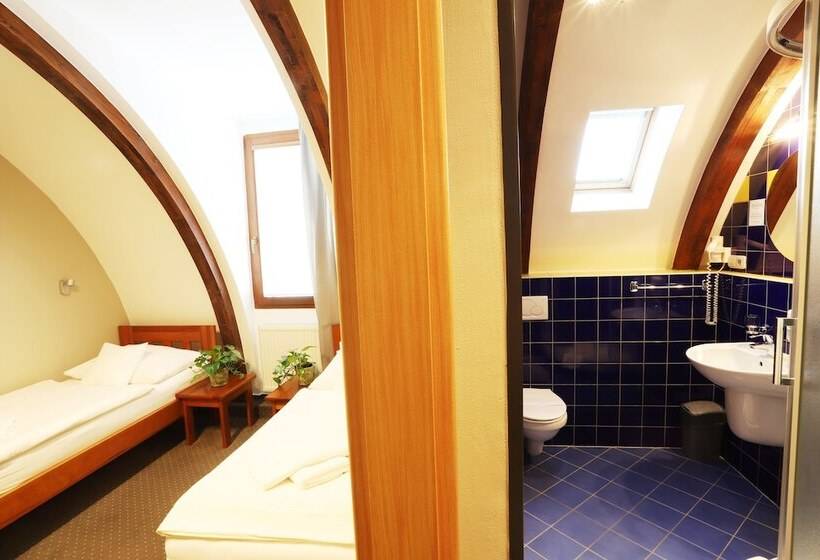 חדר סטנדרט לשלושה, Apart Hotel Jablonec