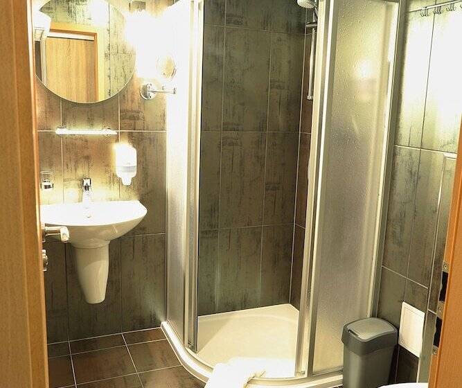 חדר סטנדרט לשלושה, Apart Hotel Jablonec