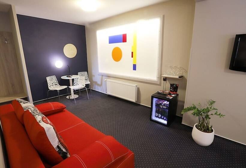 标准三人间, Apart Hotel Jablonec