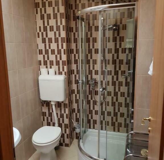 اتاق استاندارد, Hostel Residence