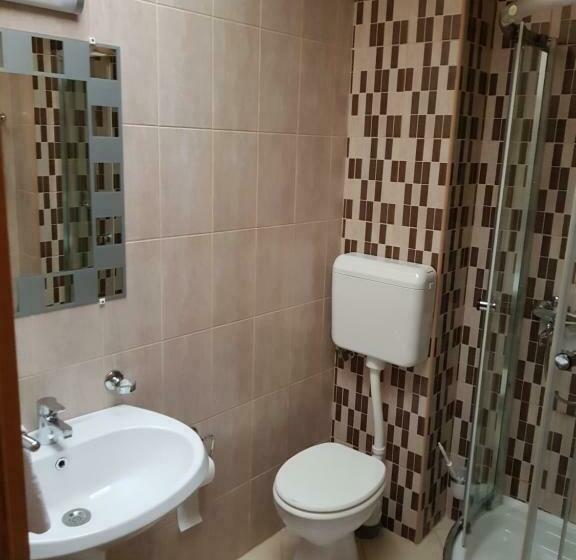 اتاق استاندارد, Hostel Residence