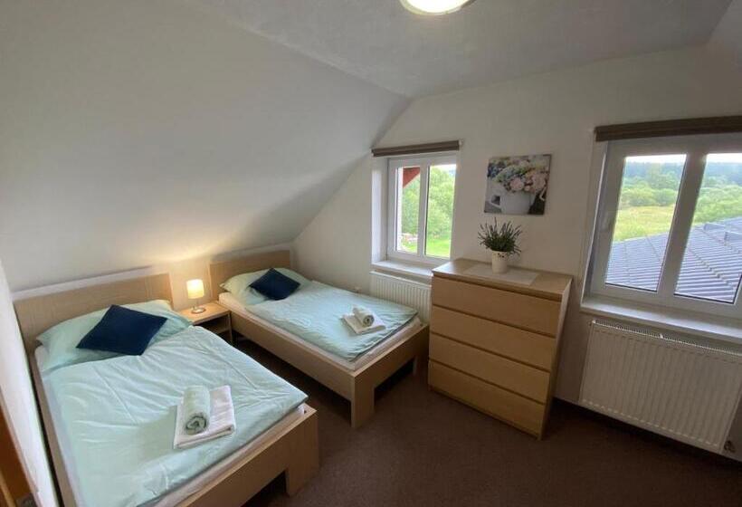 4인용 스탠다드 룸, Penzion Sen