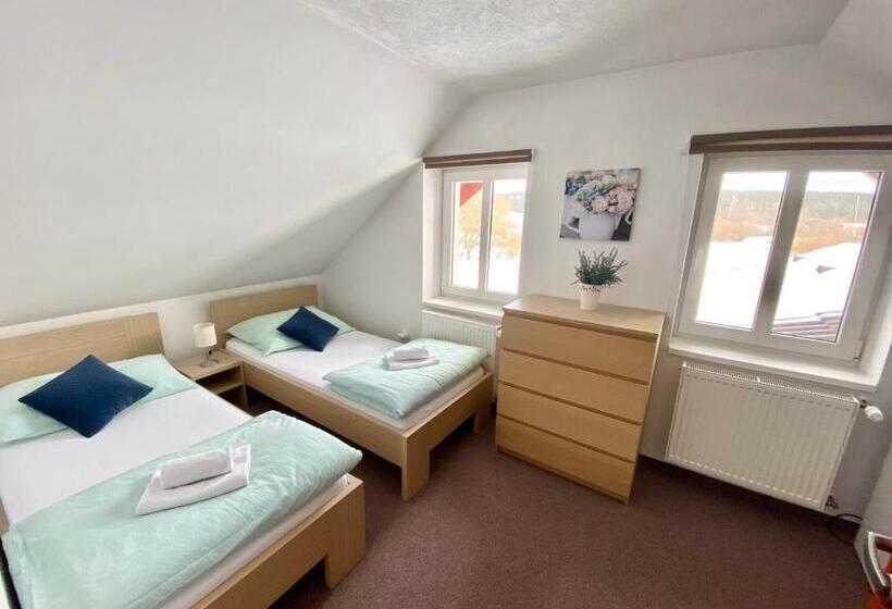 4인용 스탠다드 룸, Penzion Sen