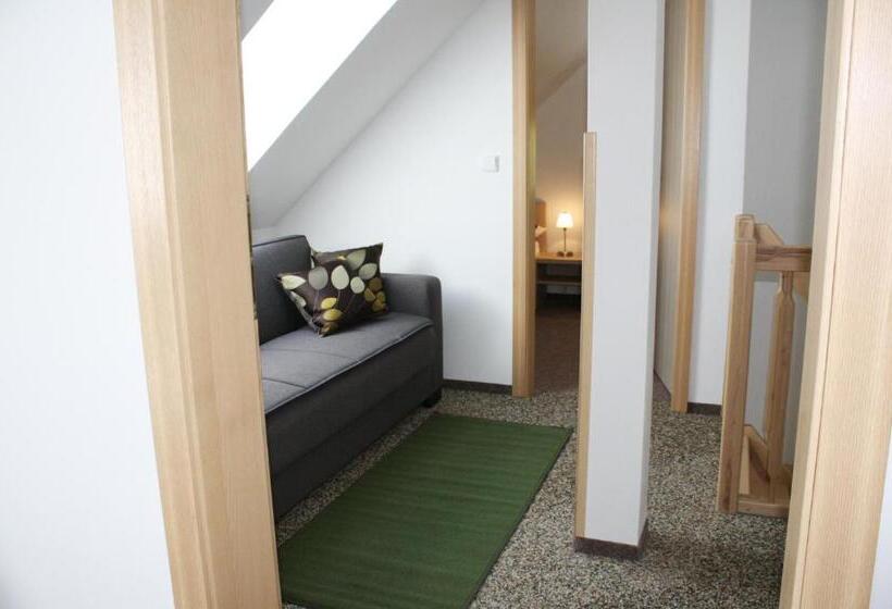 침실 2개 아파트, Penzion Sen