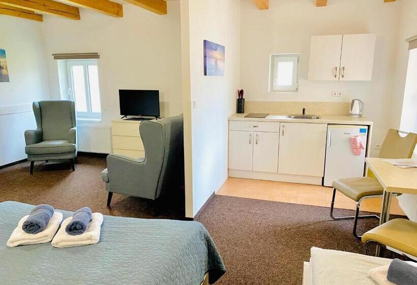 컴포트 트리플 룸, Penzion Sen