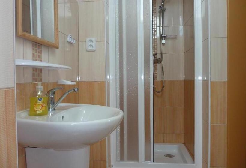 Номер Стандарт Трехместный, Penzion Slávka