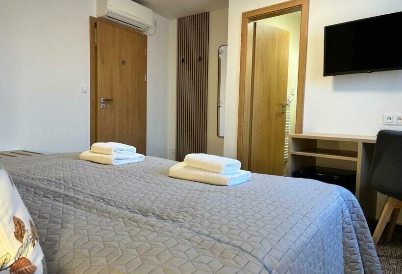 标准间, Penzion U Halmů