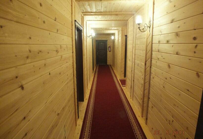 Номер Стандарт с Балконом, Yedigoller Hotel & Restaurant