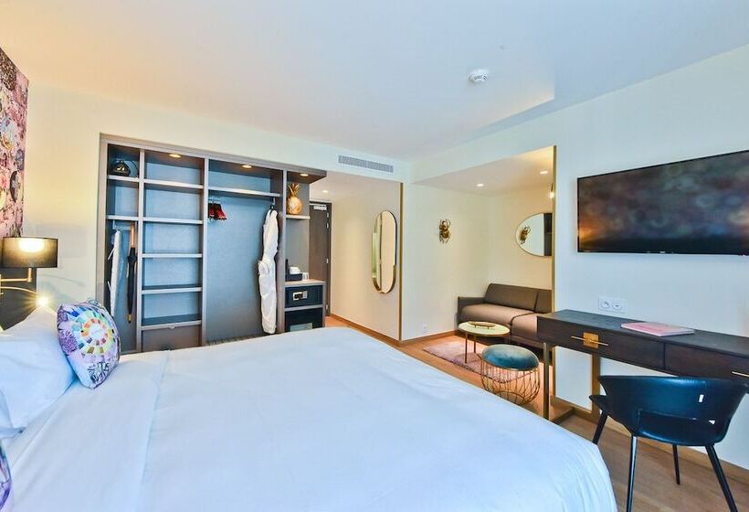 غرفة بريميوم مطلة على المدينة, La Villa Port D Antibes & Spa