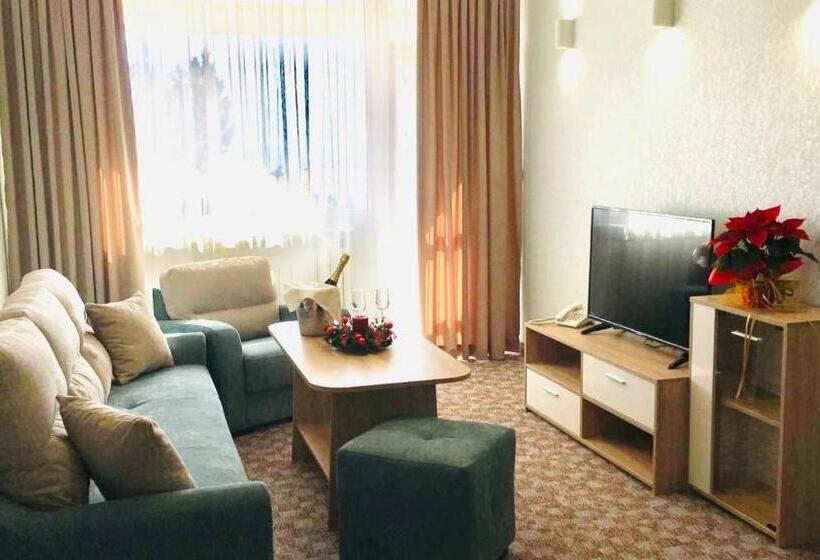 شقة غرفة واحدة, Balneo & Spa Hotel Aura