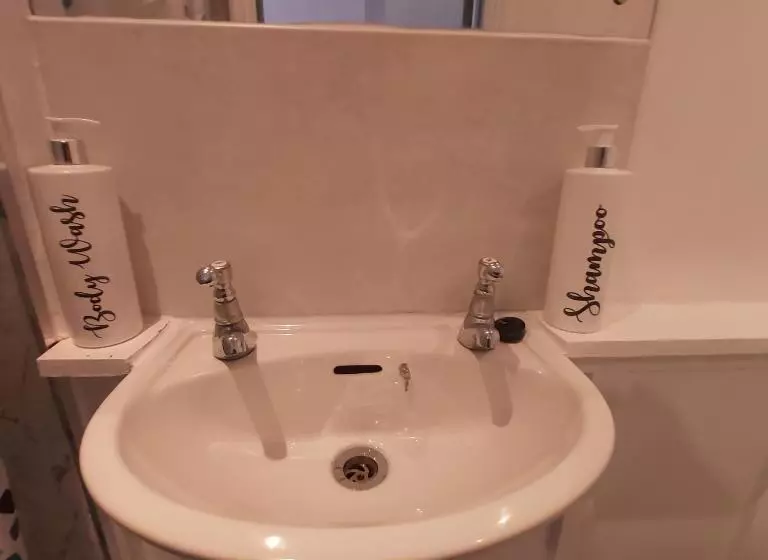スタンダードシティビュールーム, St Albans Guest House, Dover