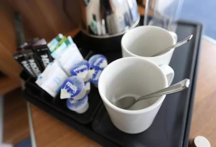スタンダードシングルルーム, Corner House Hotel Gatwick With Bookable Holiday Parking