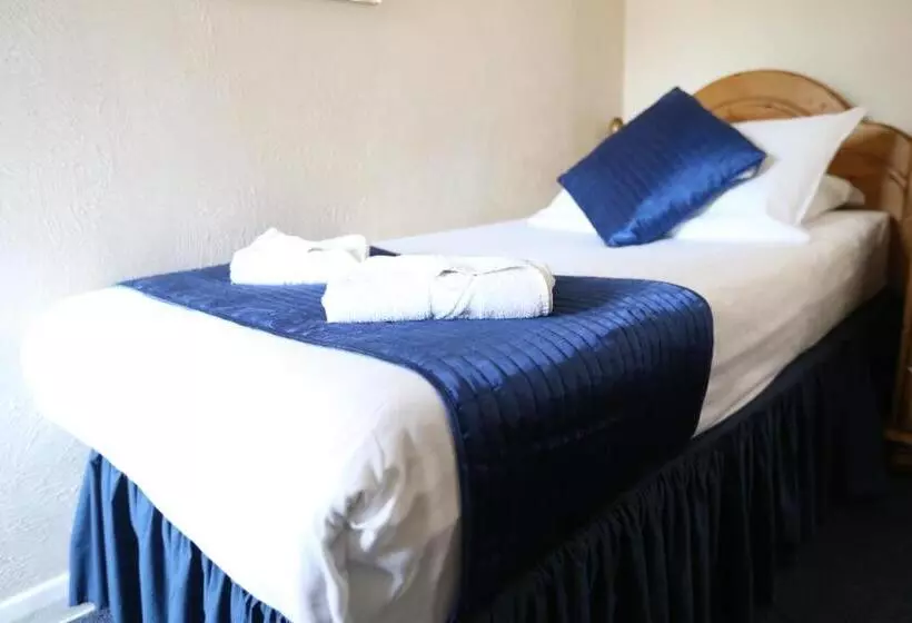 バスルーム共有のシングルスタンダード, Corner House Hotel Gatwick With Bookable Holiday Parking