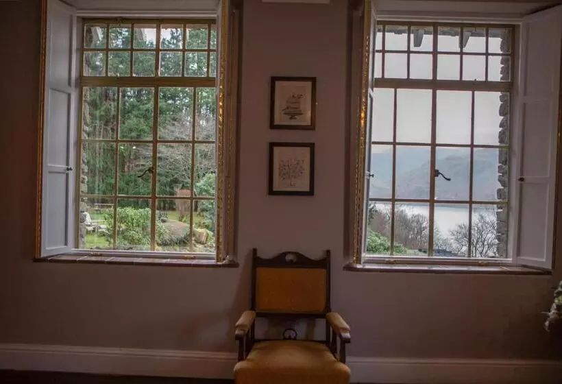 Suite with lake view, Haweswater Hotel