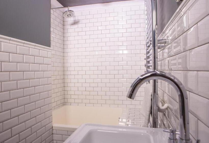 סוויטה עם מרפסת, Haweswater Hotel