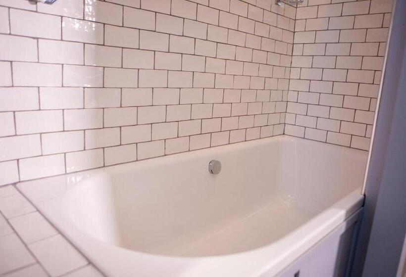 חדר סטנדרט עם מיטת קינג, Haweswater Hotel