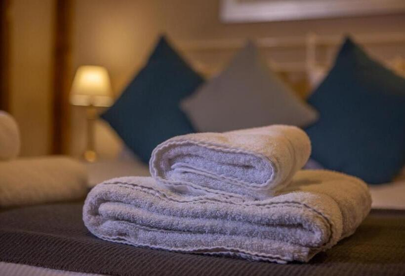 חדר סטנדרט עם מיטת קינג, Haweswater Hotel