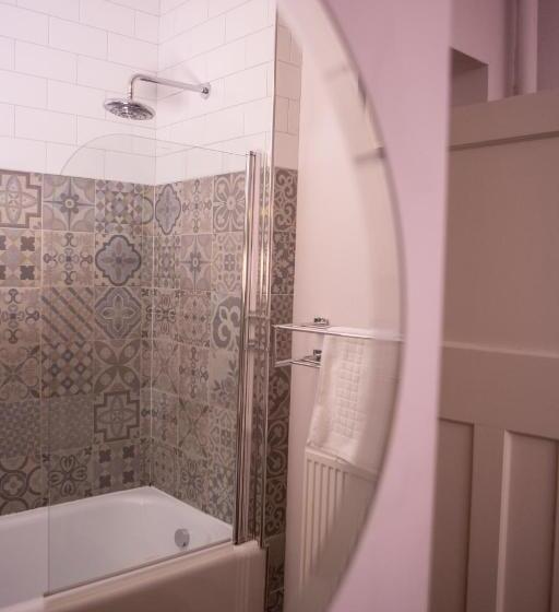 חדר סטנדרט עם מיטת קינג, Haweswater Hotel