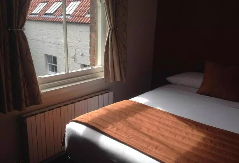 スタンダードルーム, Aberdour Hotel, Stables Rooms & Beer Garden