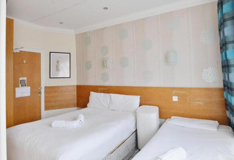 基本三人间, Anchor Guest House