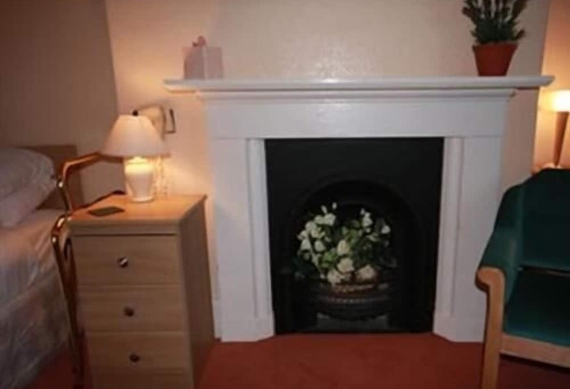 스탠다드 트리플 룸, Cumberland Inn