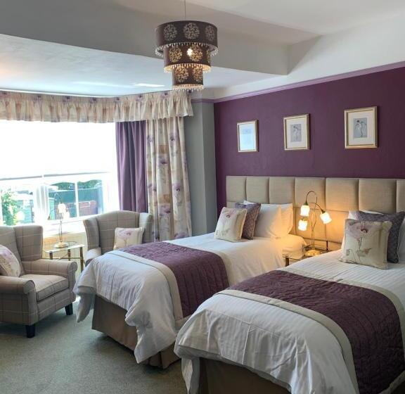 חדר דלוקס, Glendower House