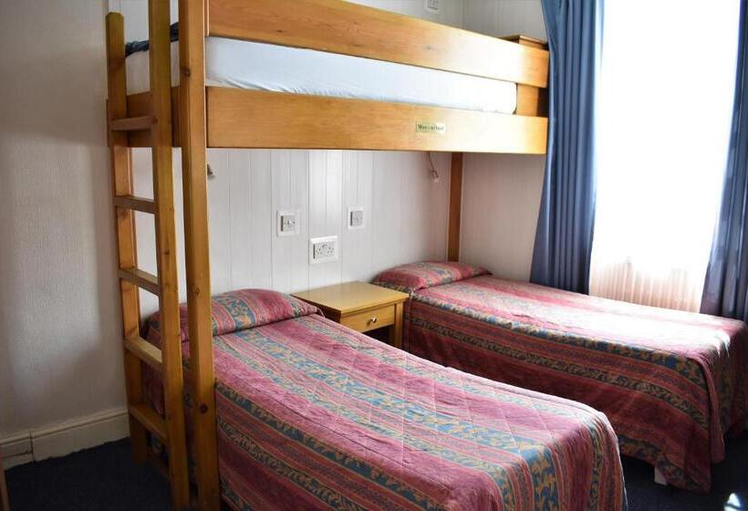 Номер Стандарт Трехместный, Macdonald