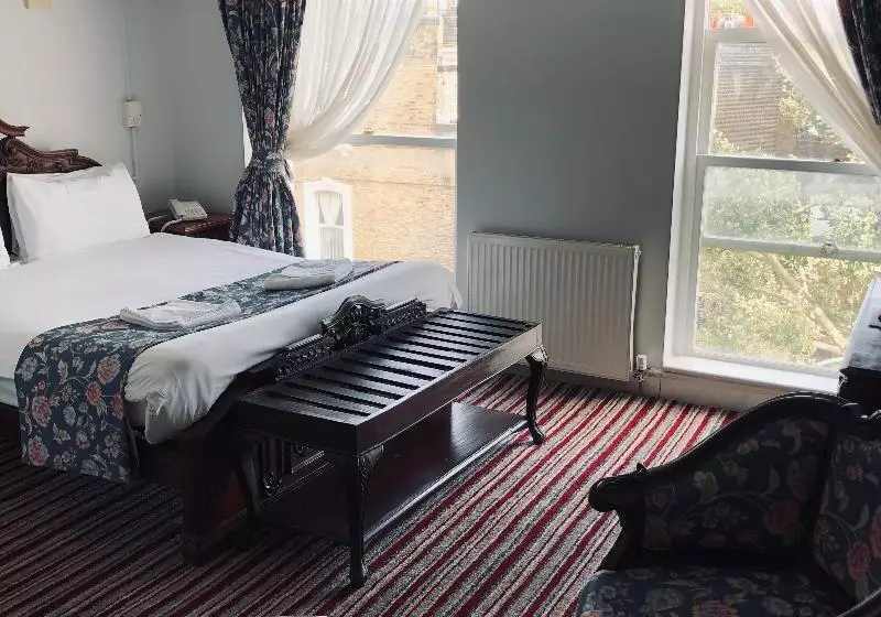 デラックスルーム, My Place
