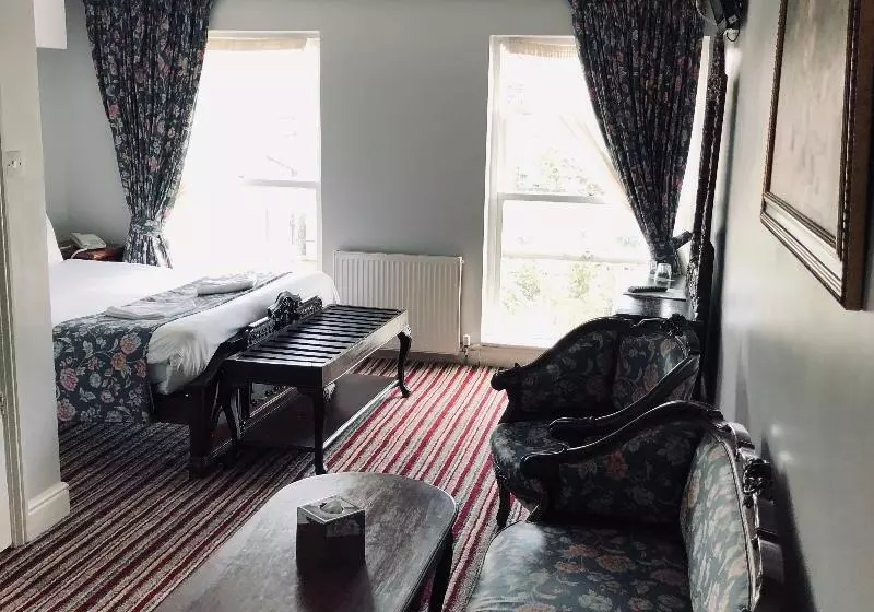 デラックスルーム, My Place