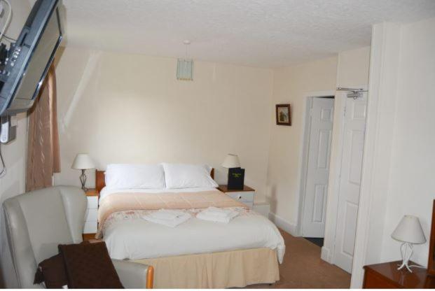 غرفة عائلية, Queens