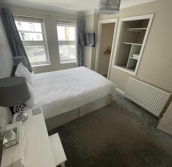 Дом 1 Спальня, The Chocolate Box