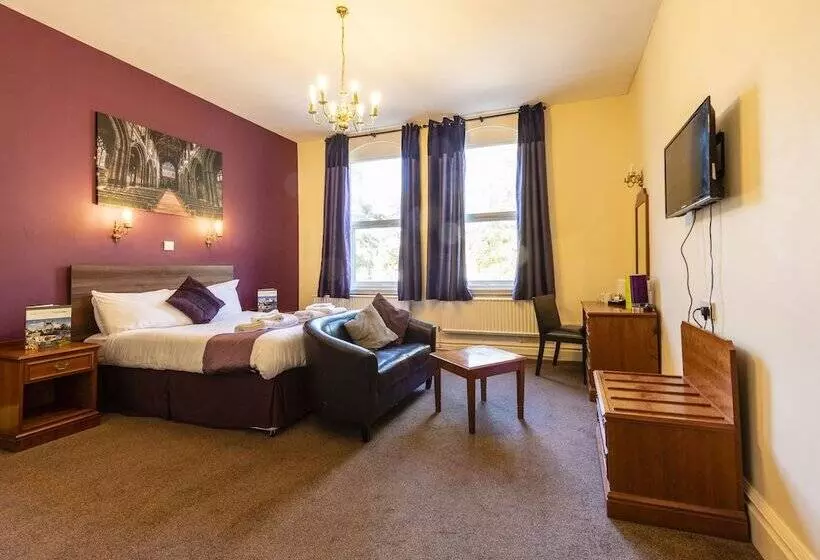 エクゼクティブルーム, The Dene