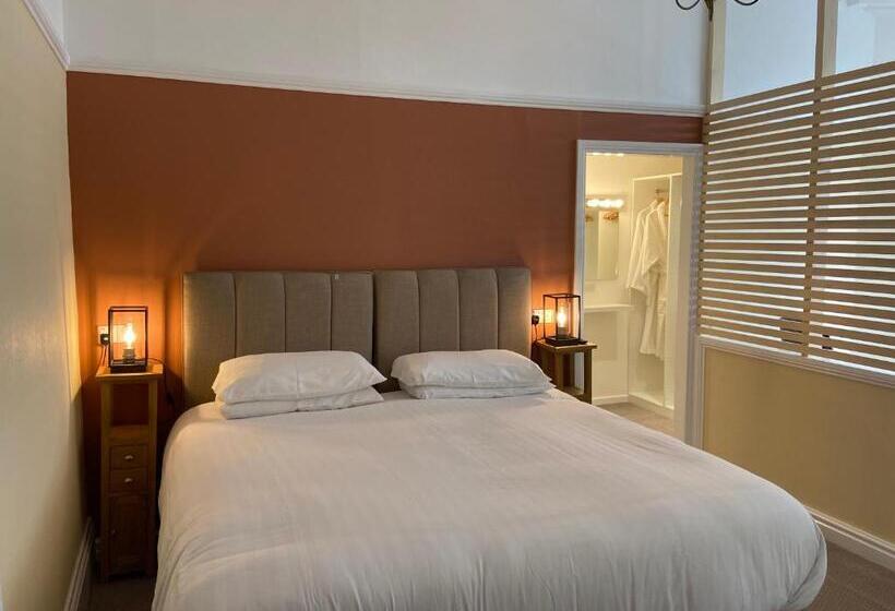 Люкс Deluxe Вид на Море, The Shelbourne   Exclusivley For Adults