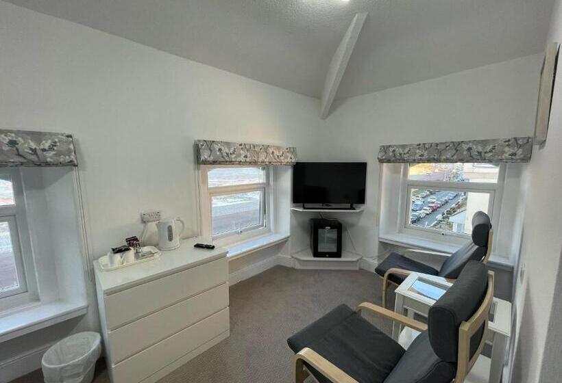 Номер Deluxe Вид на Море, The Shelbourne   Exclusivley For Adults